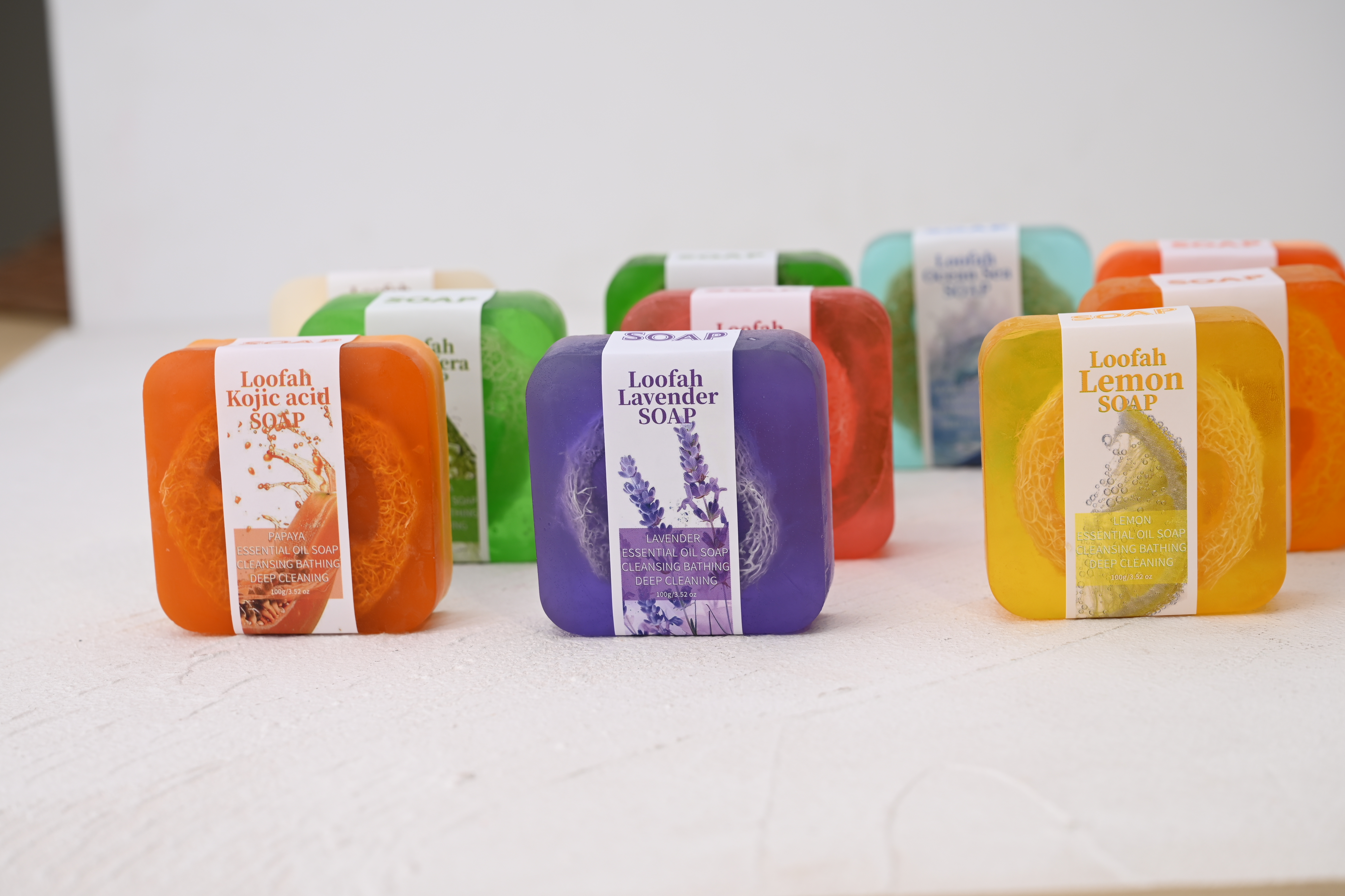 S+100g  Lavender Loofah Essent - Kojic Acid Soap のレビューと価格